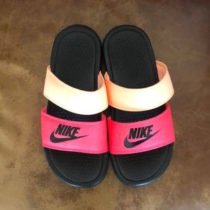 Nike slides, size 7